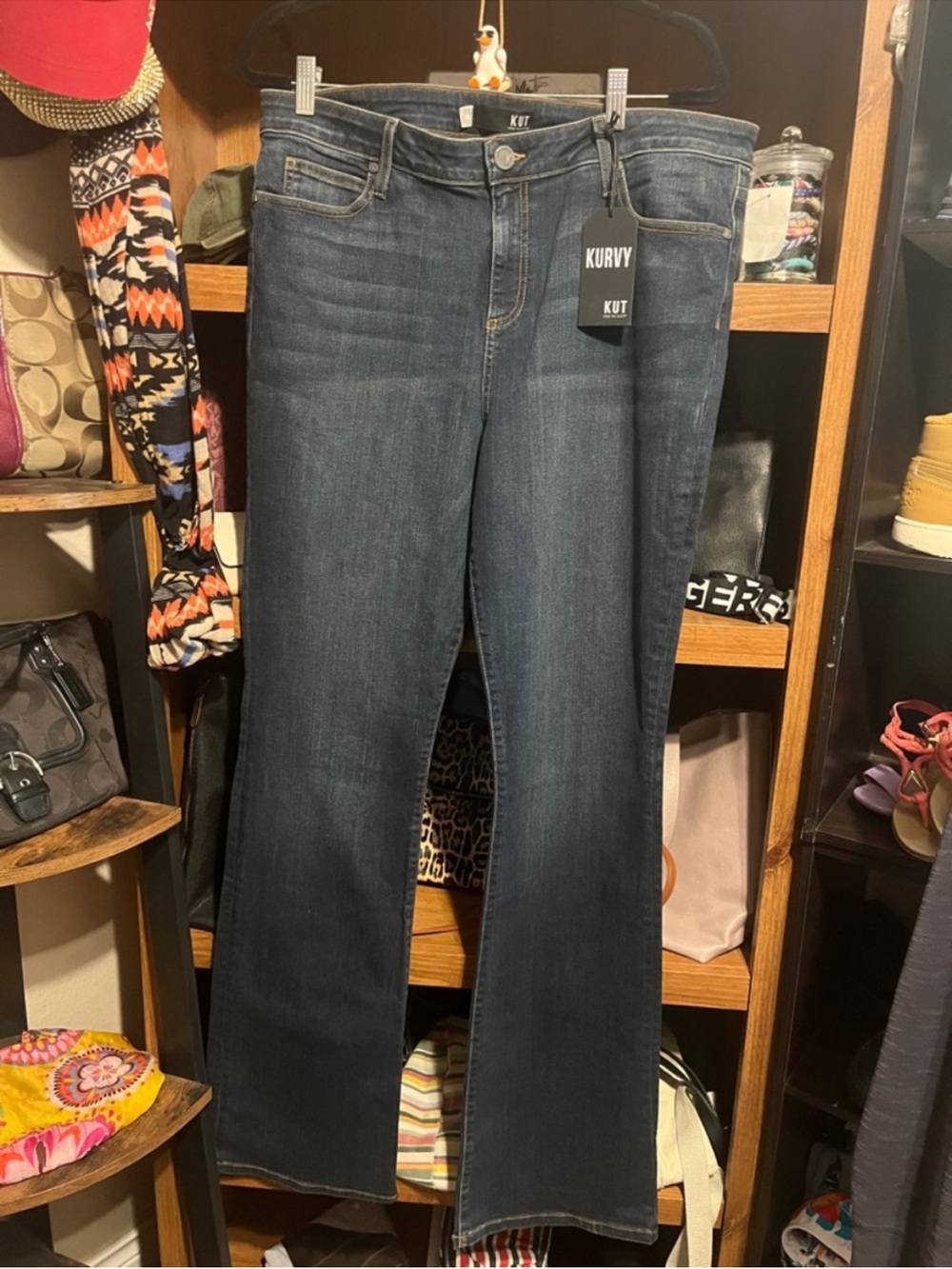 Kut from the Kloth Kurvy Flare Jeans in Dark Wash - Picture 5 of 5